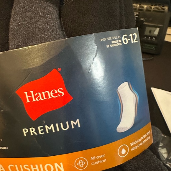 Hanes Premium Black and Gray Ankle Socks - Picture 4 of 5